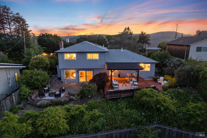 Property Photo:  201 Oak Springs Drive  CA 94960 