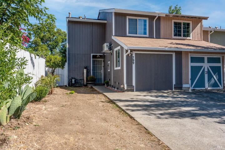 Property Photo: 799 Sidnie Court CA 95482