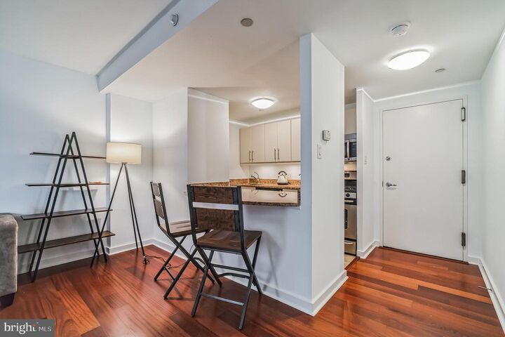 Property Photo: 219 S 18th Street 29 1105 PA 19103