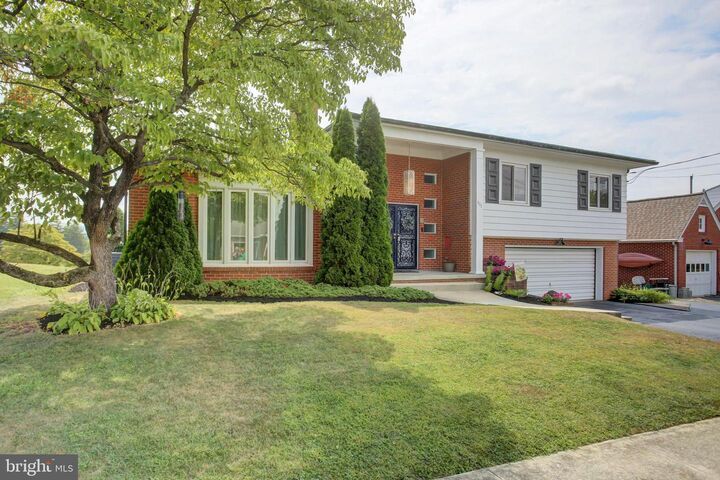 Property Photo:  511 Hamilton Avenue  PA 17268 