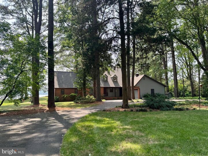 Property Photo: 27962 Oaklands Circle MD 21601