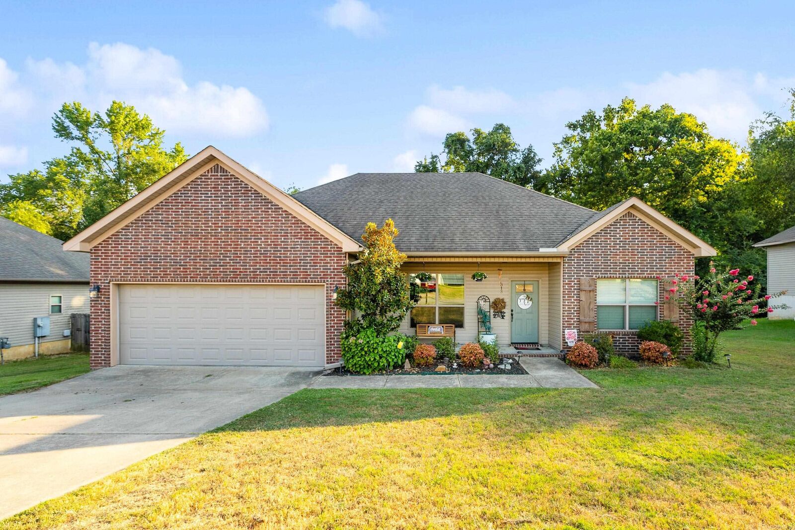 Property Photo:  313 Derek Court  AR 72002 