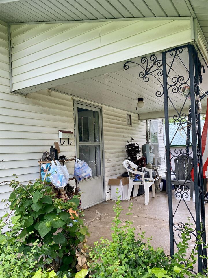 Property Photo: 1220 W Sevier AR 72830