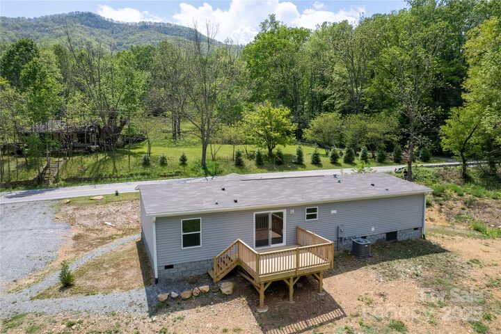 Property Photo: 1455 Newfound Road NC 28748