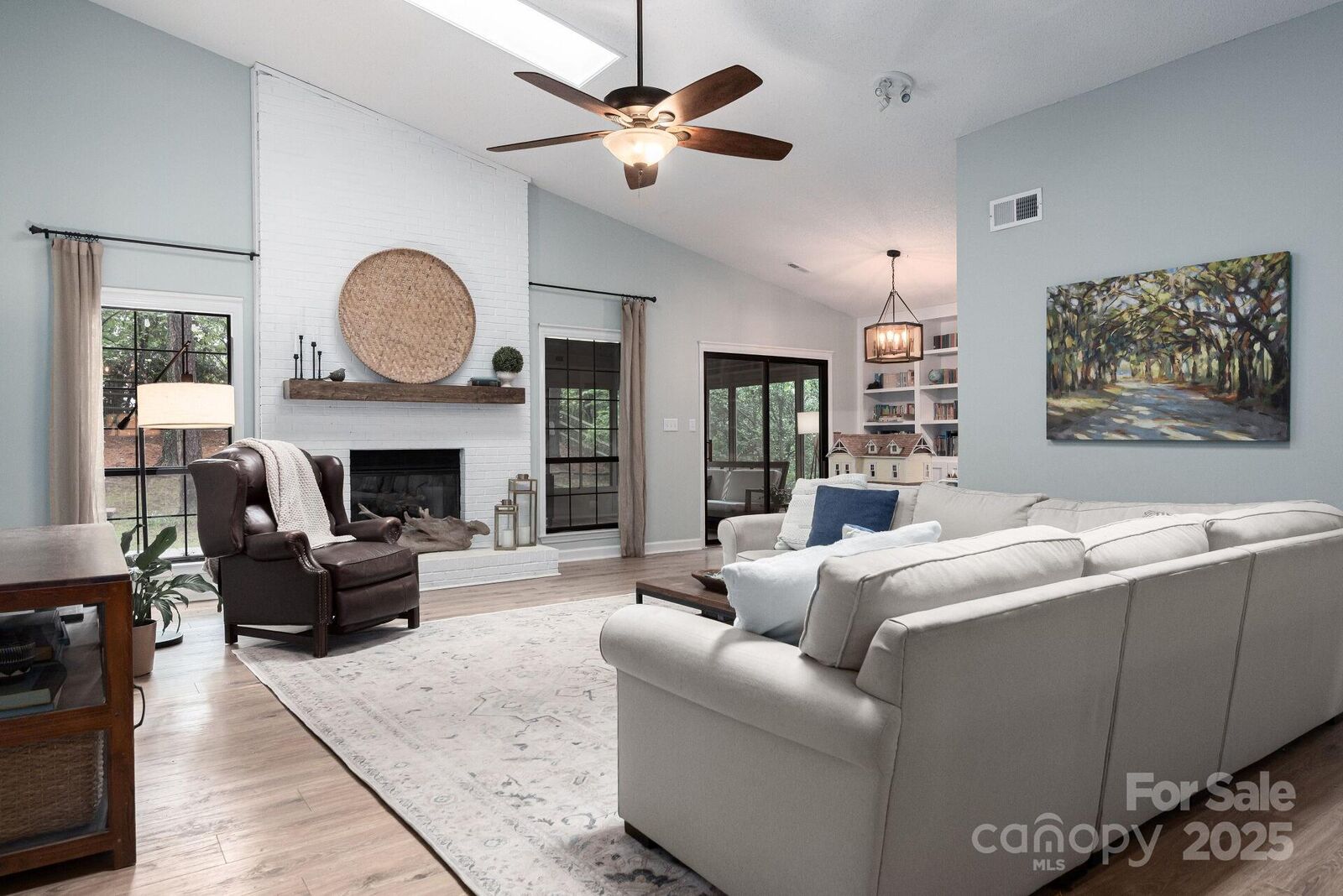 Property Photo: 7024 Stillmeadow Drive NC 28277