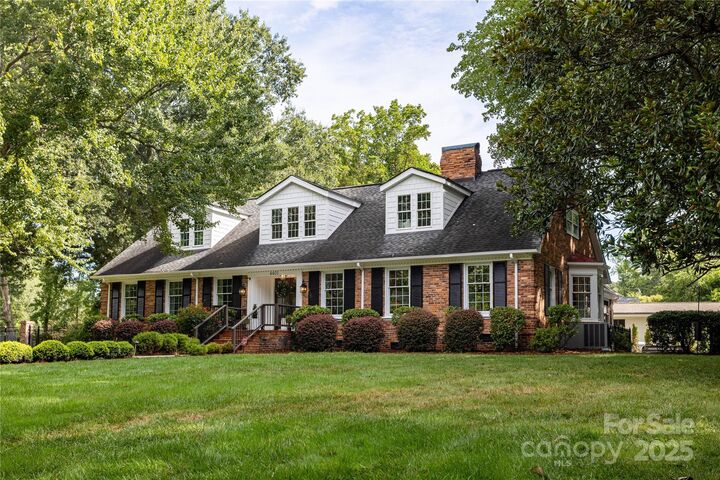 4401 Town And Country Drive  Charlotte NC 28226 photo