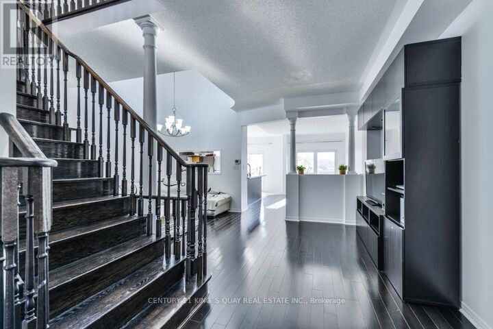 Property Photo:  89 D'Amato Crescent  ON L6A 4P2 