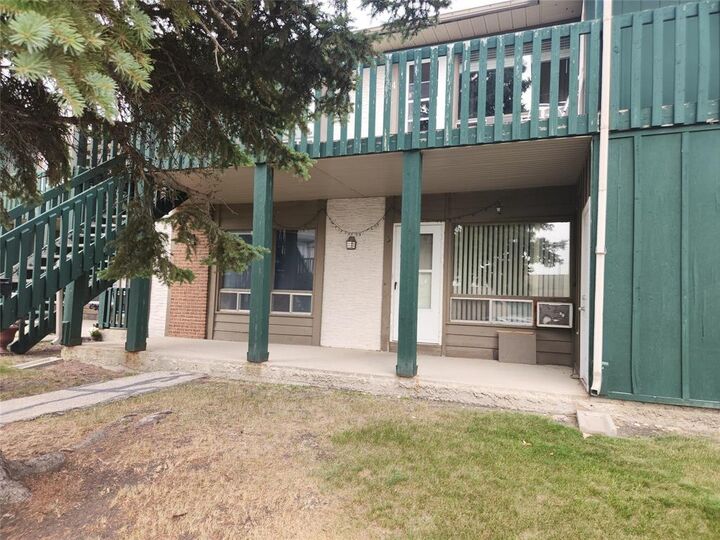 241 Kinver Avenue  Winnipeg MB R2R 1G6 photo