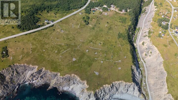 Photo de la propriété:  Parcel B Conception Bay Highway  NL A0A 2S0 