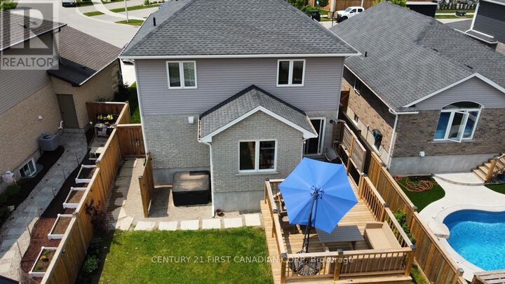 Photo de la propriété: 226 Emery Street ON N5L 0A5