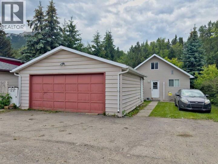 Property Photo: 13205 15 Avenue AB T0K 0E0