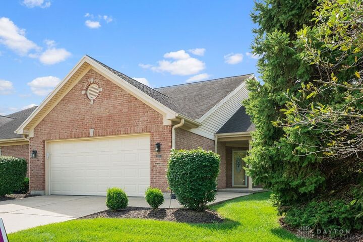 Property Photo: 700 Villa Court OH 45067