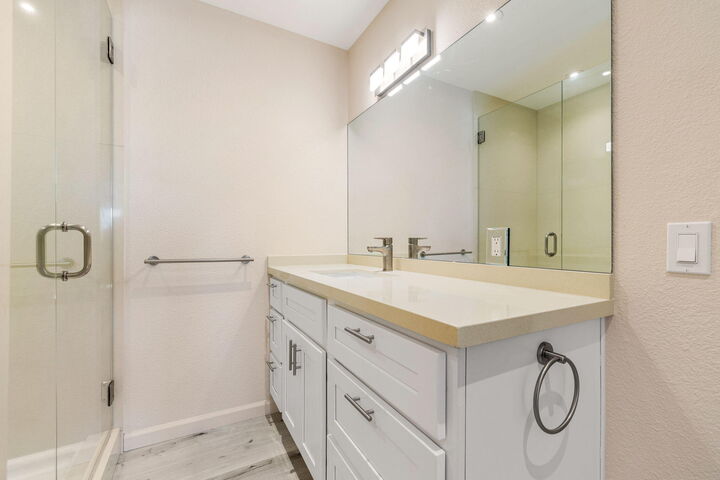 Property Photo: 200 E Racquet Club Road 54 CA 92262