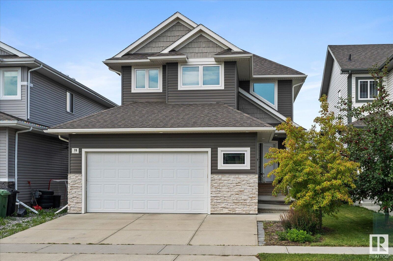 Photo de la propriété:  78 Woodhill Lane  AB T8L 0J9 