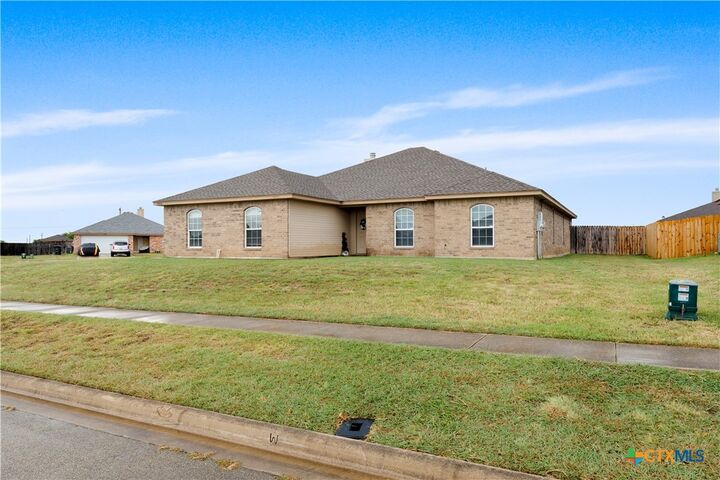 Property Photo: 3806 Ida Drive TX 76549