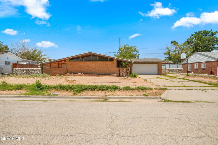 Property Photo: 3313 Cork Drive TX 79925