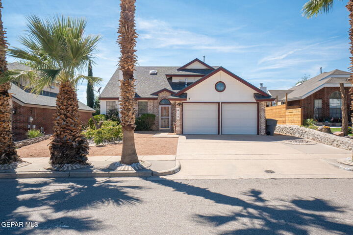Property Photo: 617 Merriman Drive TX 79912