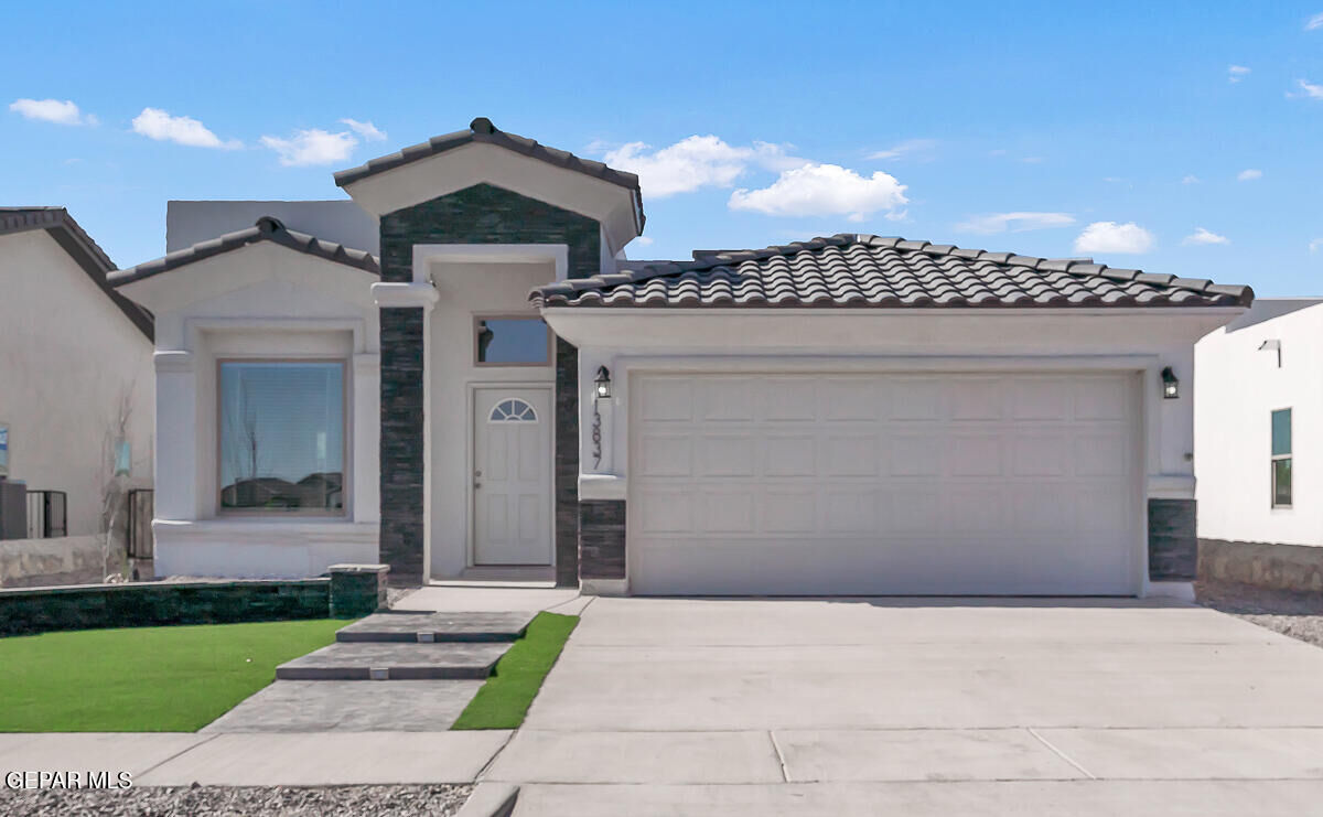 Property Photo: 15065 Function TX 79938