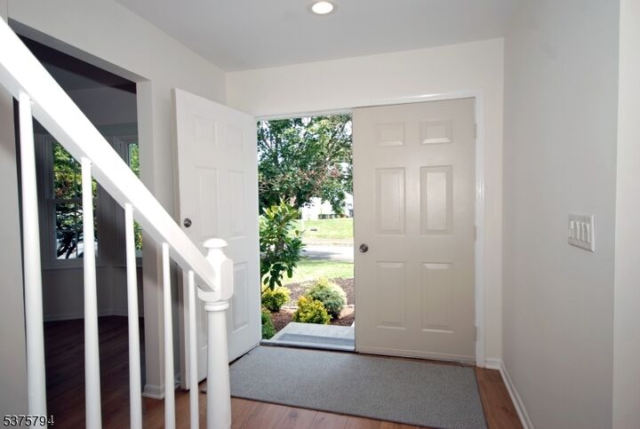 Property Photo: 23 Buffalo Hollow Rd NJ 08876