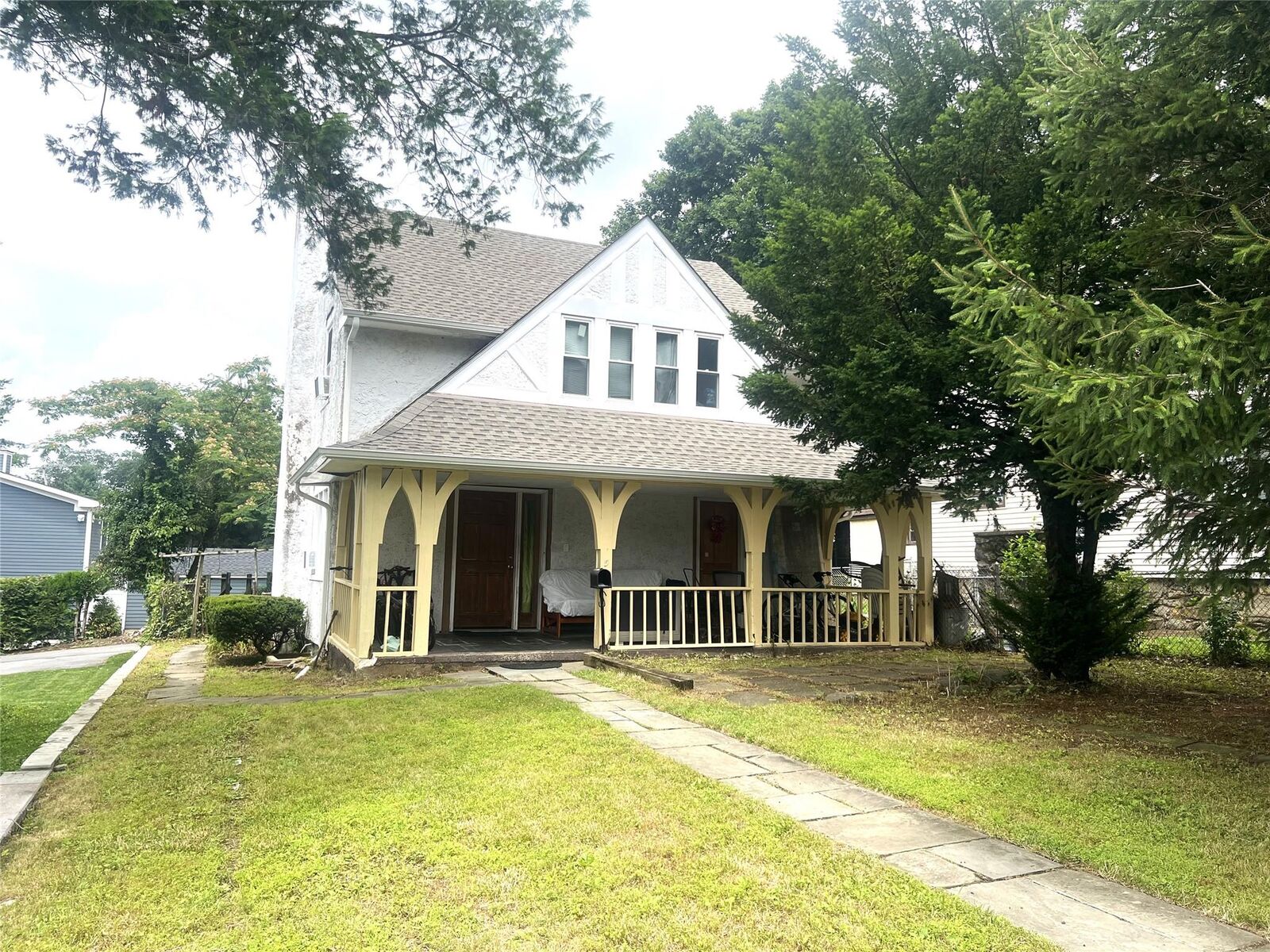 Property Photo: 5 Crest Place NY 10523
