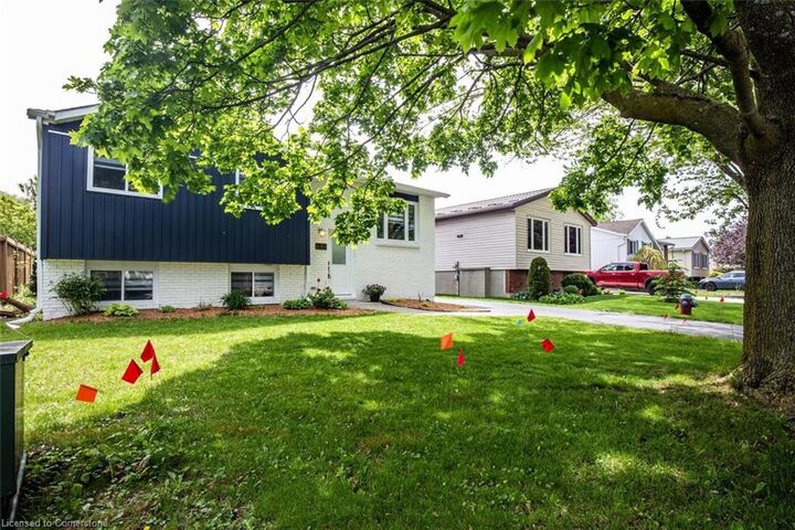 Property Photo:  689 Macyoung Drive  ON N2Z 1T1 