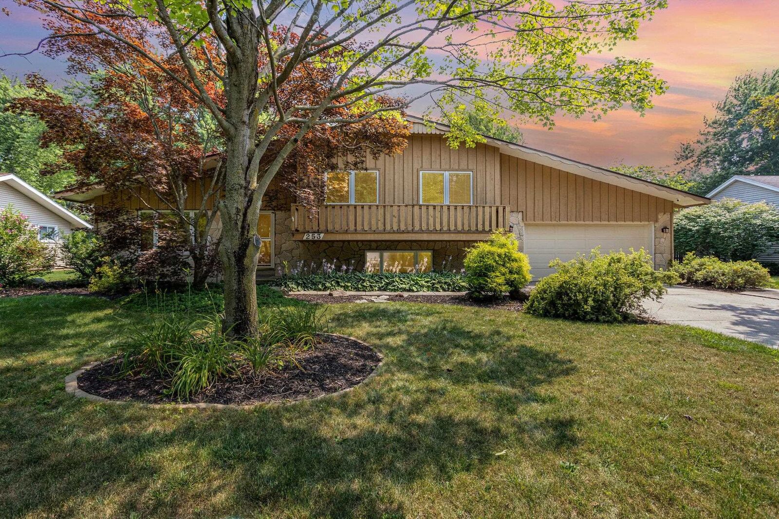 Property Photo:  253 W Franconian  MI 48734 