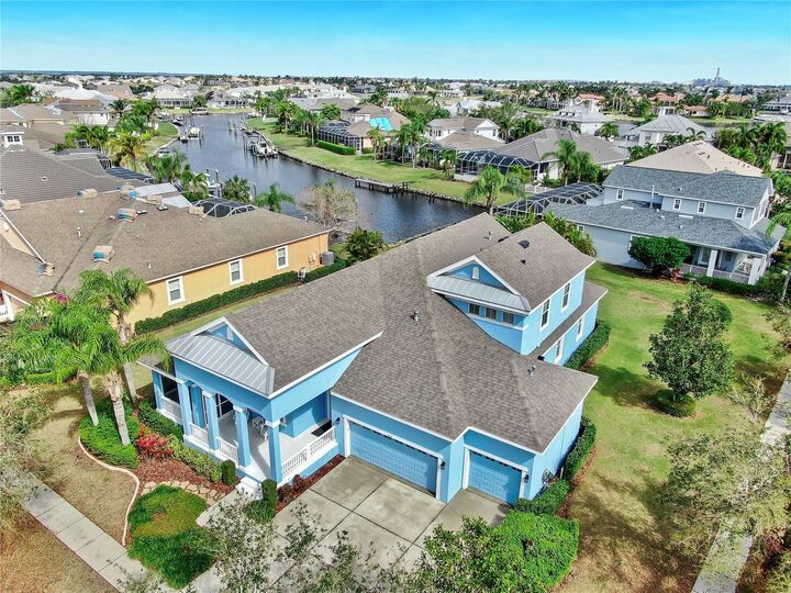 Property Photo:  613 Manns Harbor Drive  FL 33572 
