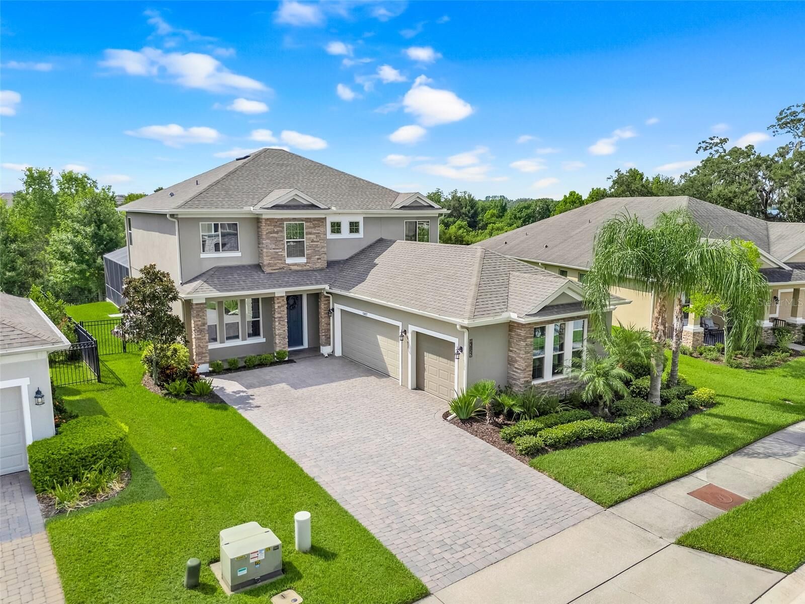 Property Photo:  13857 Jomatt Loop  FL 34787 