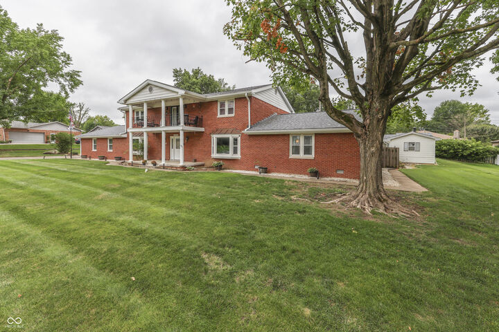 Property Photo: 676 Brookview Drive IN 46142
