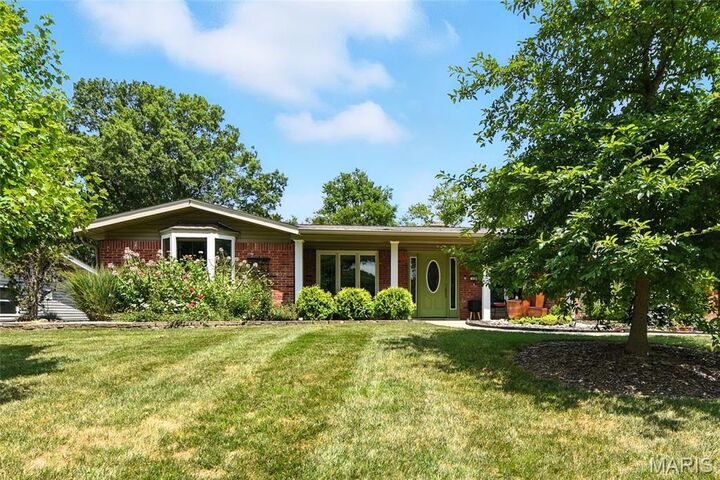 Property Photo: 110 Old Oaks Drive MO 63011