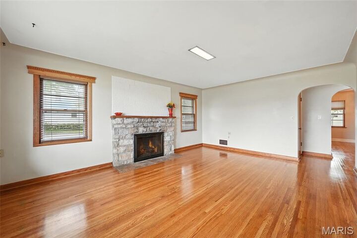 Property Photo:  318 W 2nd Street N  MO 63390 