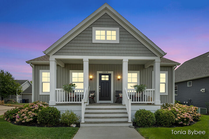 Property Photo:  10518 Sugar Hill Drive  MI 49423 