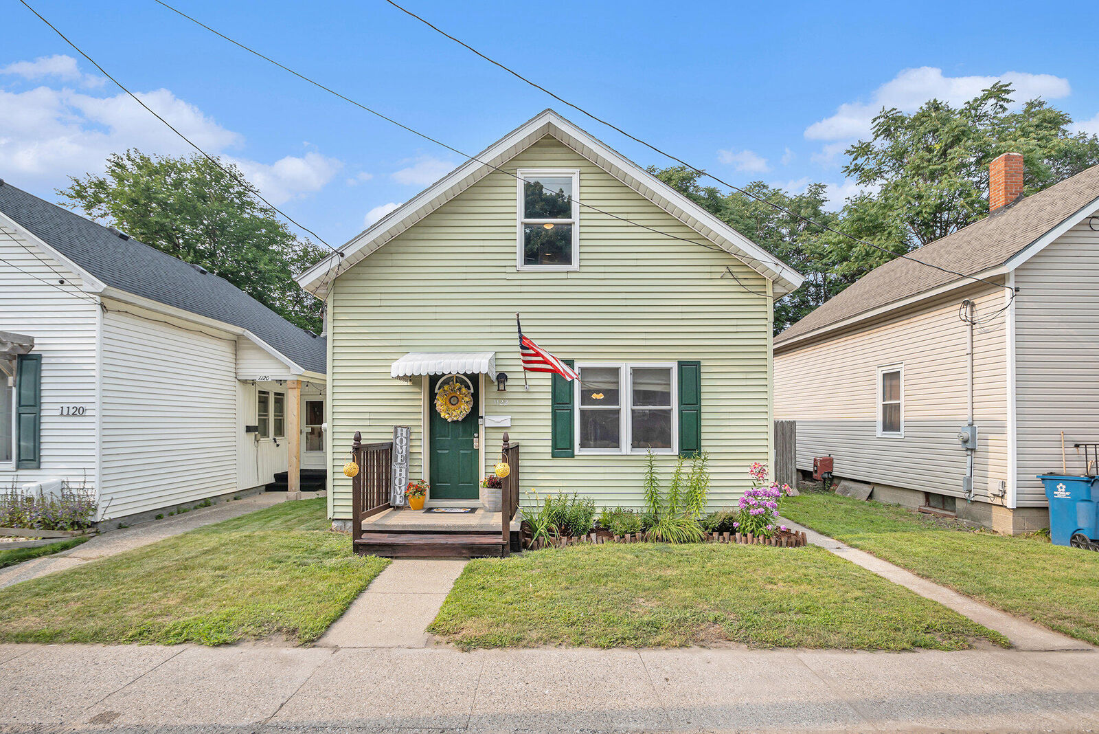 Property Photo:  1122 21st Street  MI 49660 