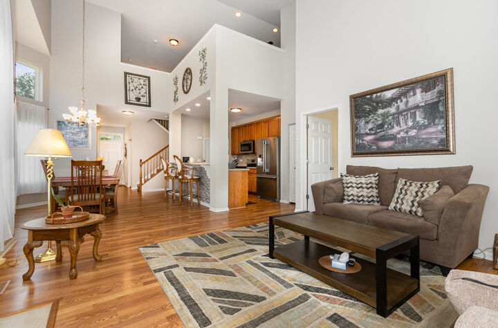 Property Photo:  909 Bluebell Circle  IL 60431 