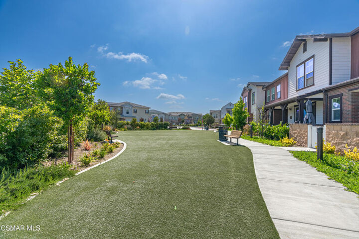 Property Photo:  310 Farmhouse Drive 4  CA 93065 
