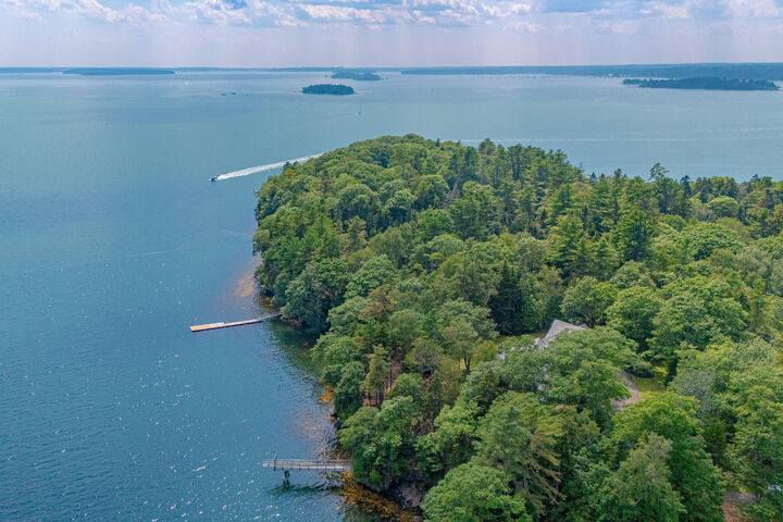 Property Photo: 184 Spruce Point Road ME 04096