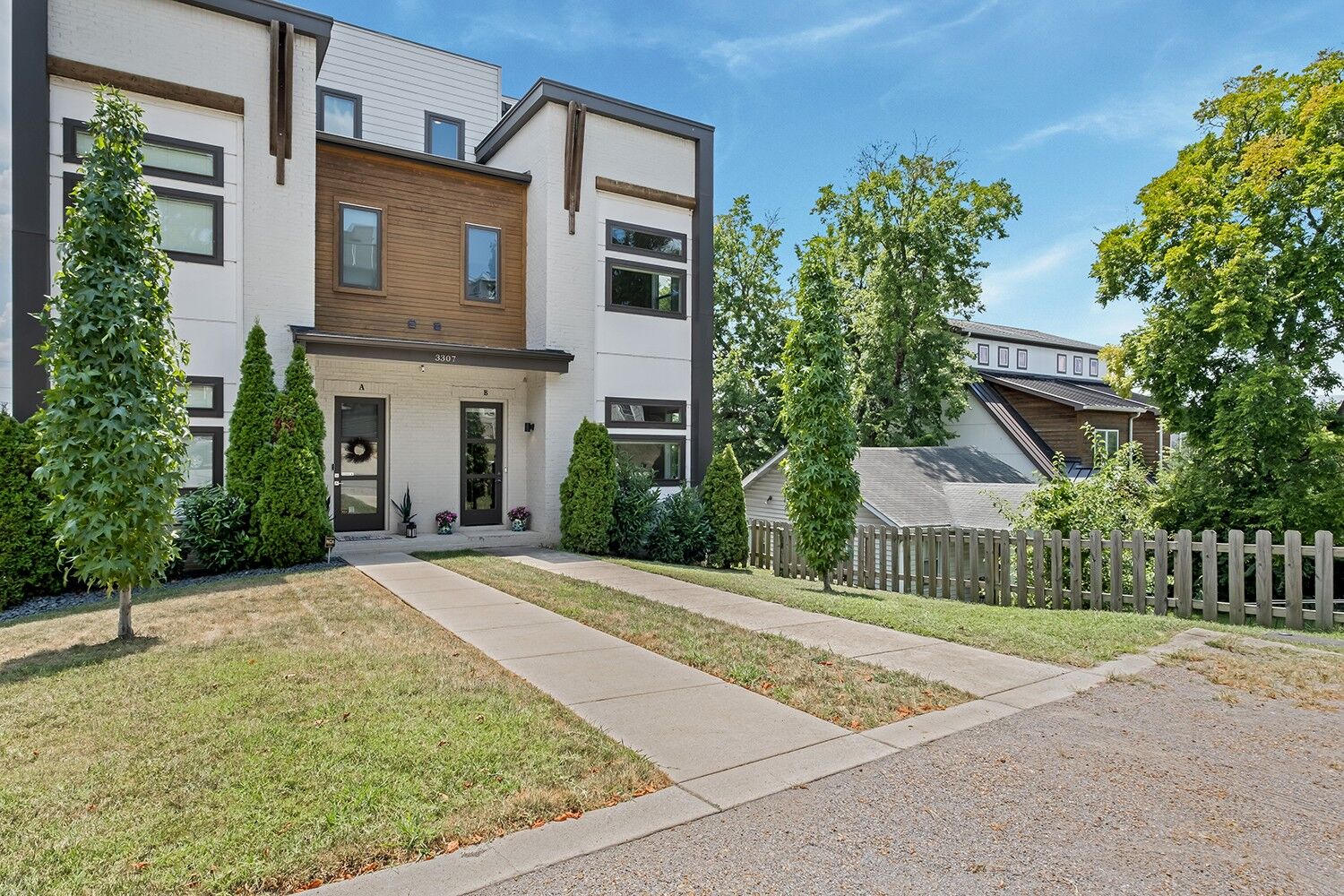 Property Photo: 3307B Felicia St TN 37209