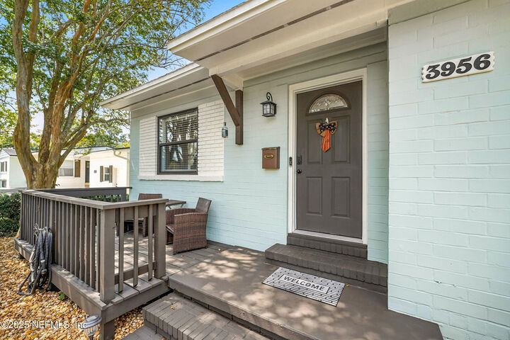 Property Photo: 3956 Marianna Road FL 32217