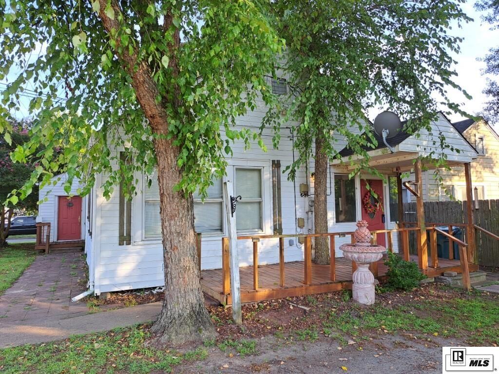 Property Photo:  611 Bres Avenue  LA 71201 