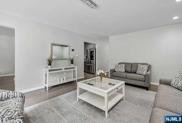 Property Photo:  11 Bowfell Court  NJ 07470 