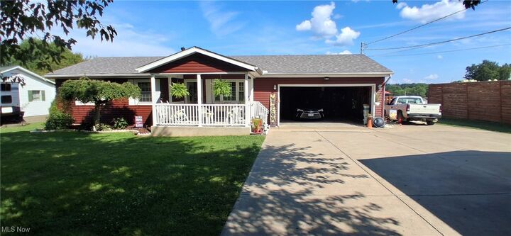 Property Photo:  1119 Ellen Drive  OH 43701 