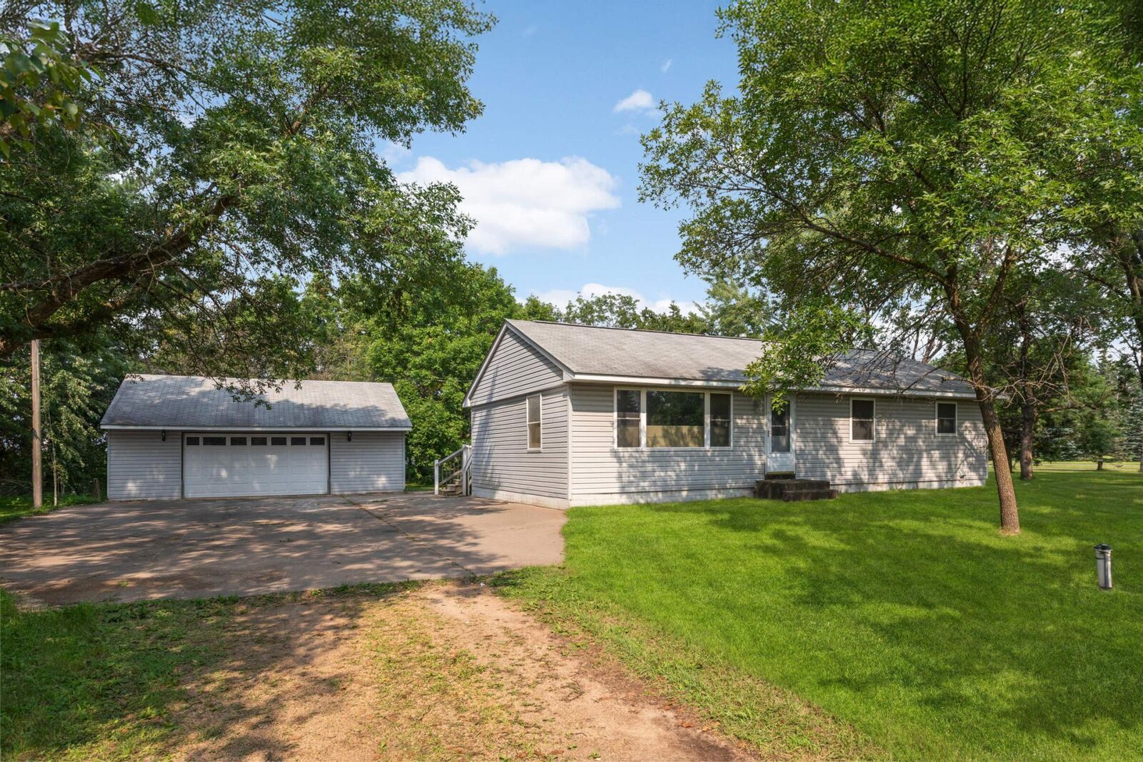 Property Photo:  15240 Kangaroo Street NW  MN 55303 