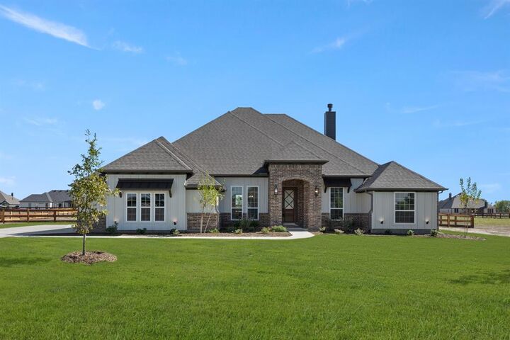 Property Photo:  9420 Bluestem Lane  TX 76247 