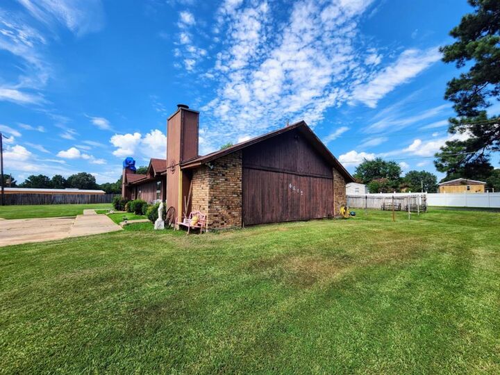 Property Photo:  6812 Jefferson Paige Road  LA 71119 