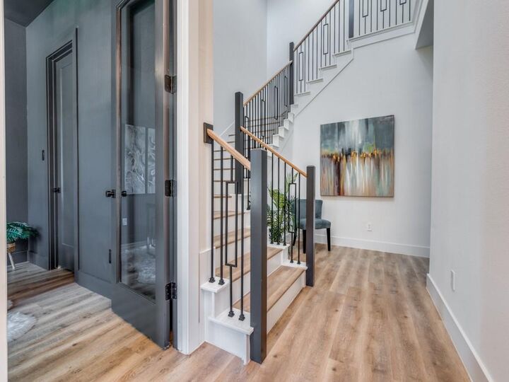 Property Photo:  2146 Roanoke Avenue  TX 75235 