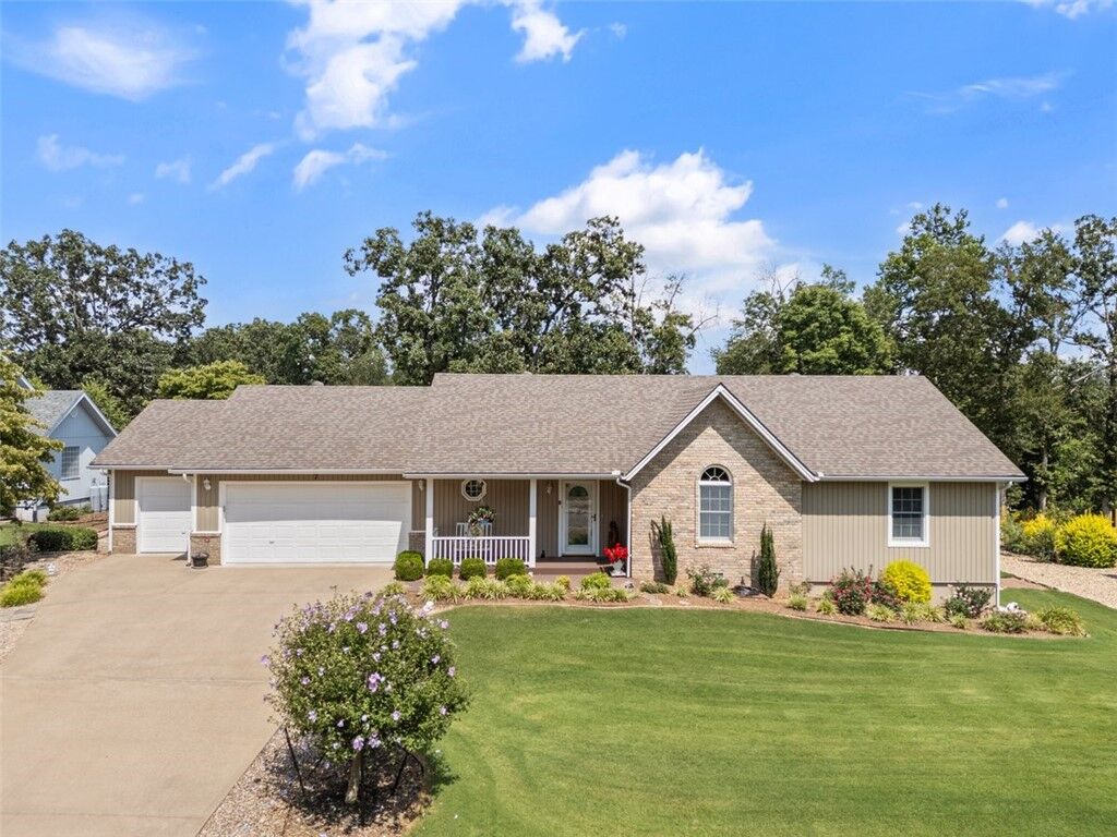 Property Photo: 7 Kildonan Lane AR 72715