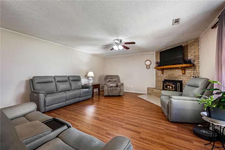 Property Photo: 2512 W Beau Drive AR 72758