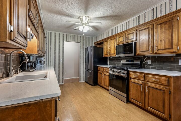 Property Photo:  2512 W Beau Drive  AR 72758 
