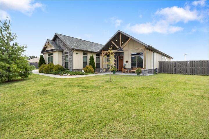 801 Flat Head Cove  Bentonville AR 72712 photo