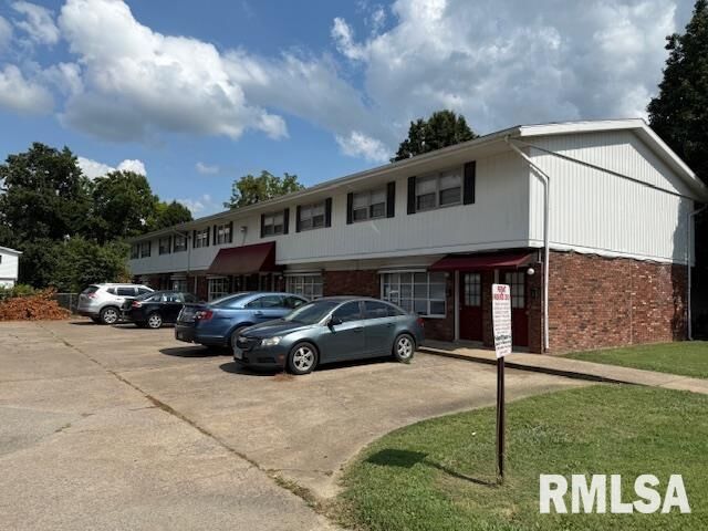 505 S Poplar Street  Carbondale IL 62901 photo